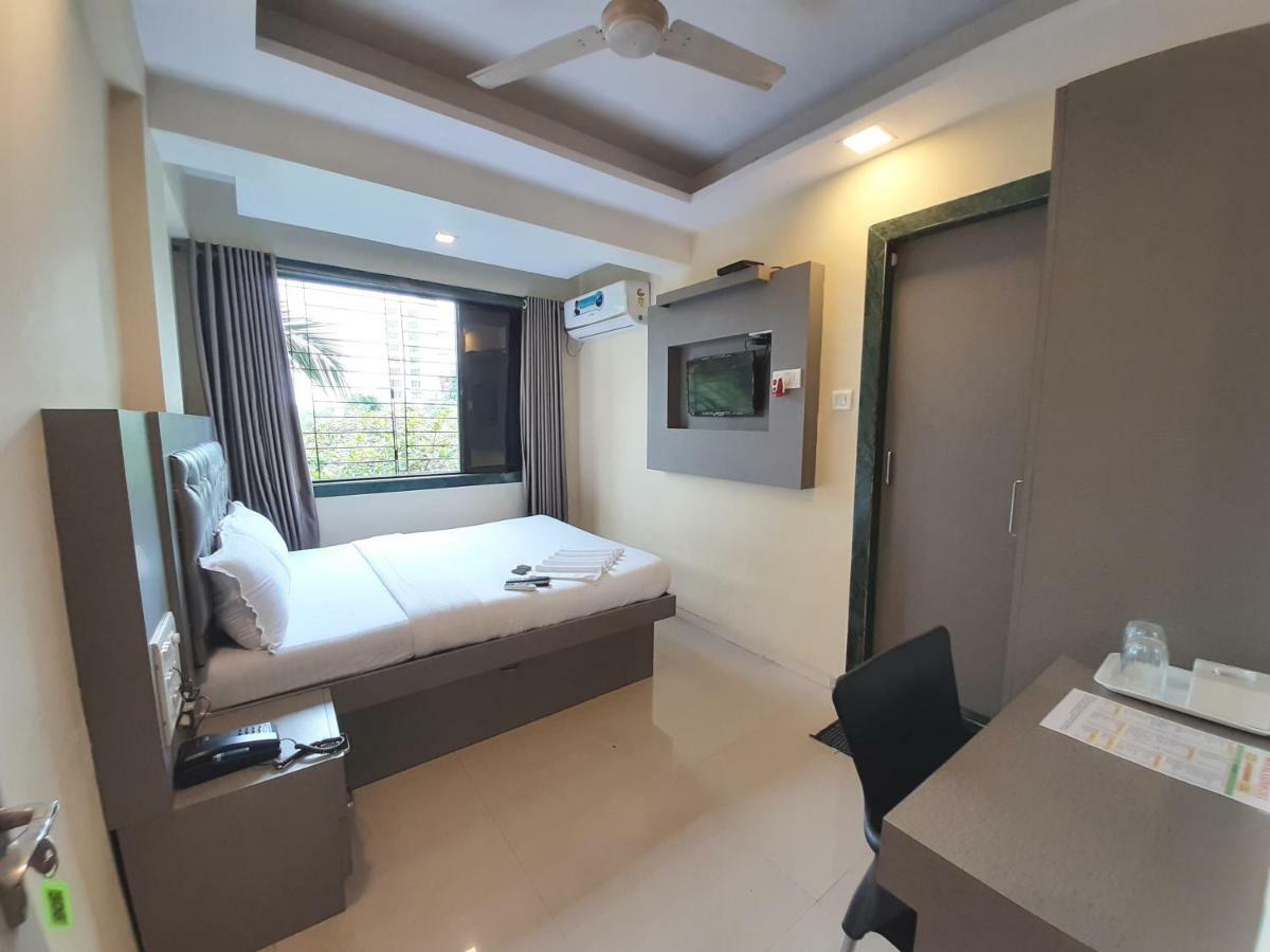 Hotel Royal Comfort Βομβάη Εξωτερικό φωτογραφία