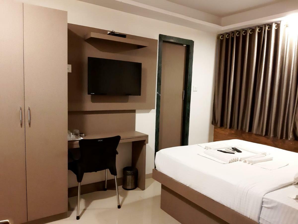 Hotel Royal Comfort Βομβάη Εξωτερικό φωτογραφία